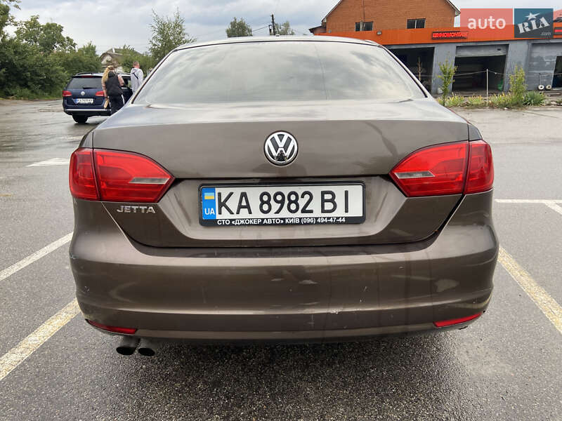 Volkswagen Jetta 2014