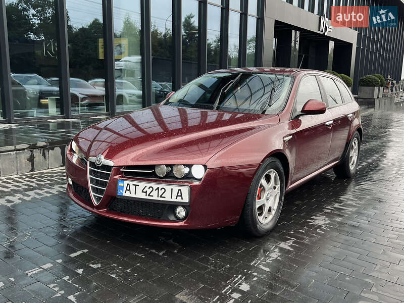 Alfa Romeo-27