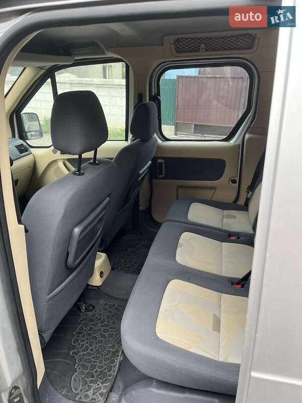 Ford Tourneo Connect 2007