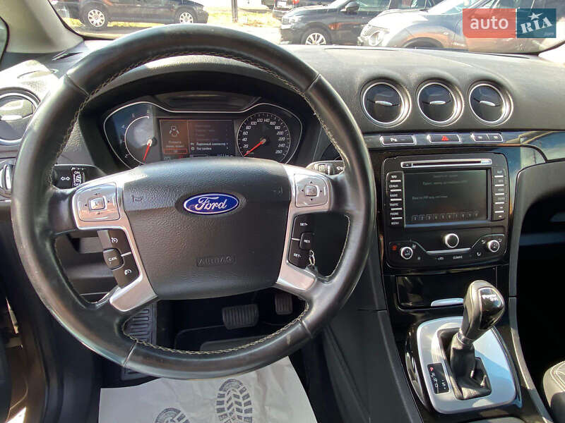 Ford Galaxy 2013