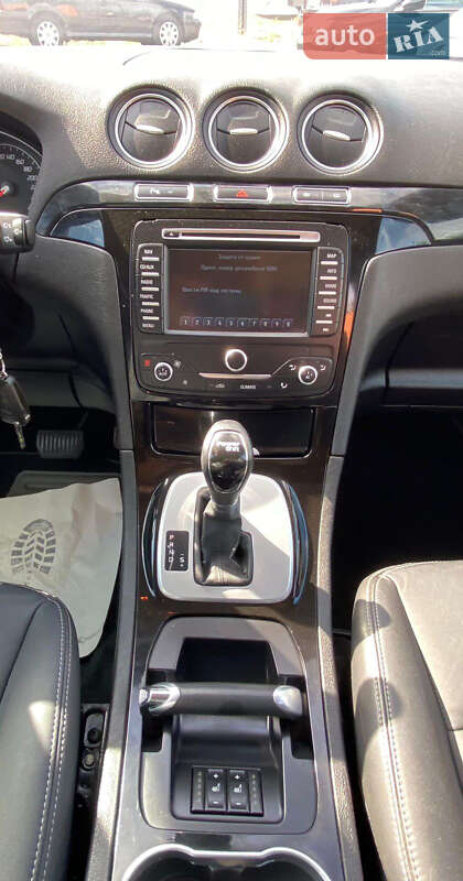 Ford Galaxy 2013