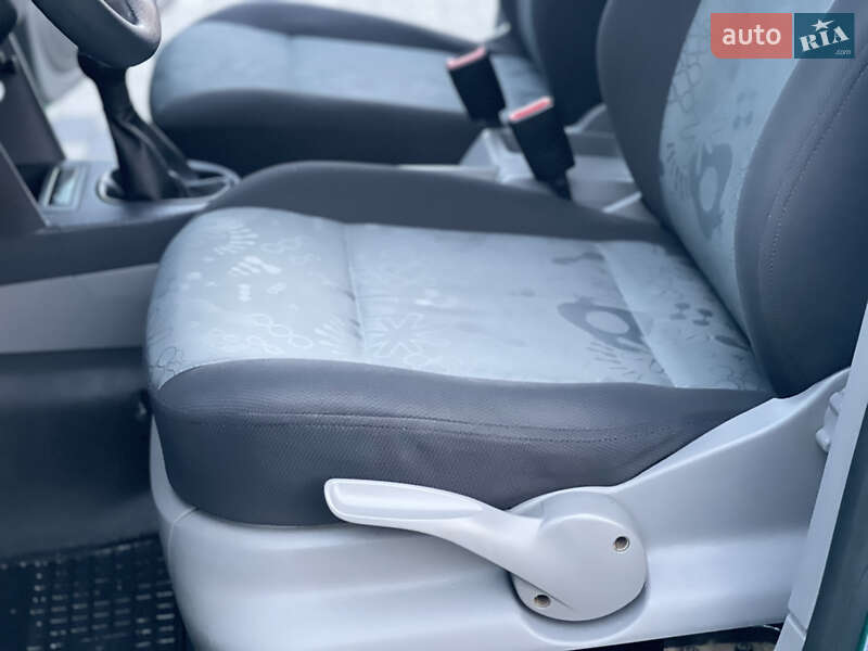 Volkswagen Caddy 2007