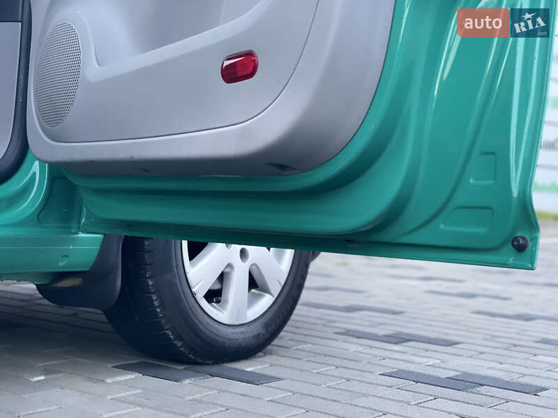 Volkswagen Caddy 2007