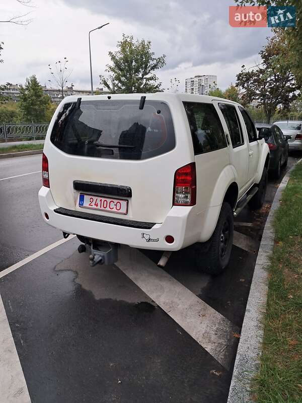 Nissan Pathfinder 2008