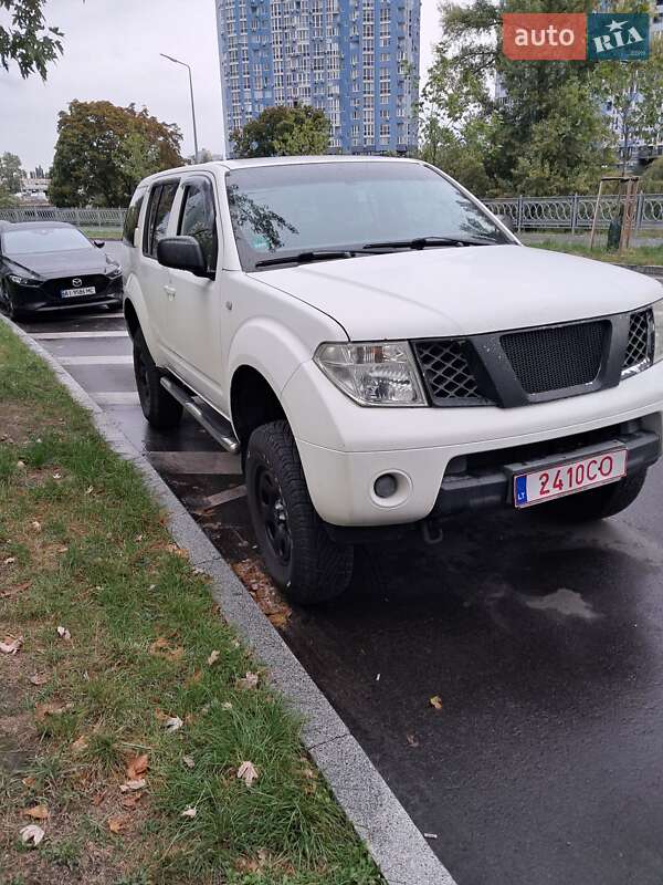 Nissan Pathfinder 2008