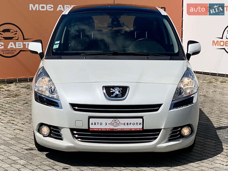 Peugeot 5008 2013