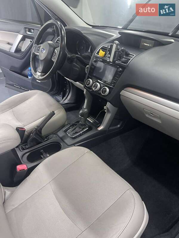 Subaru Forester 2016