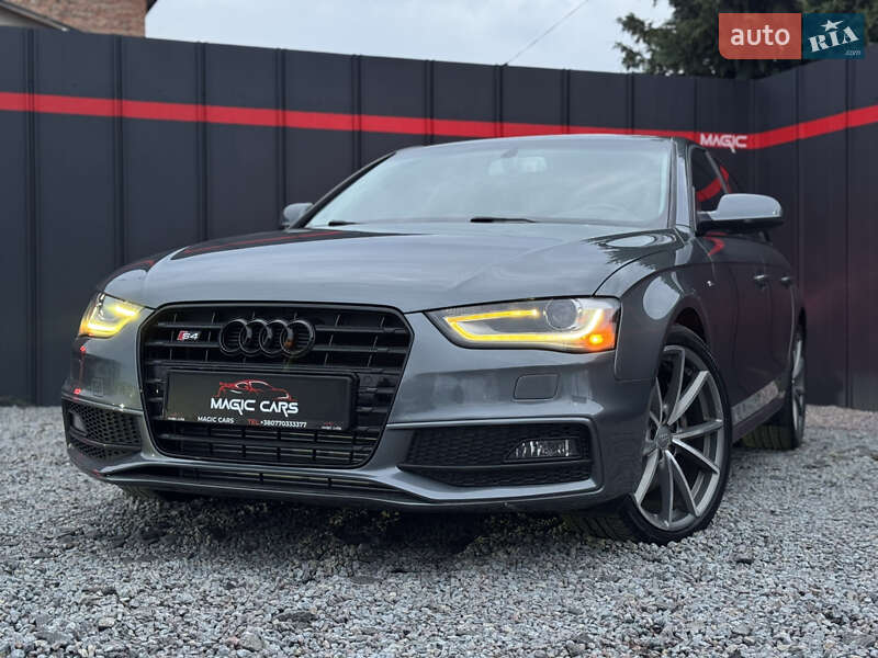 Audi A4 2015