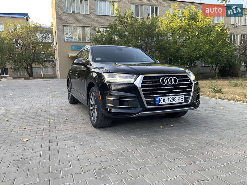 Audi Q7 2016