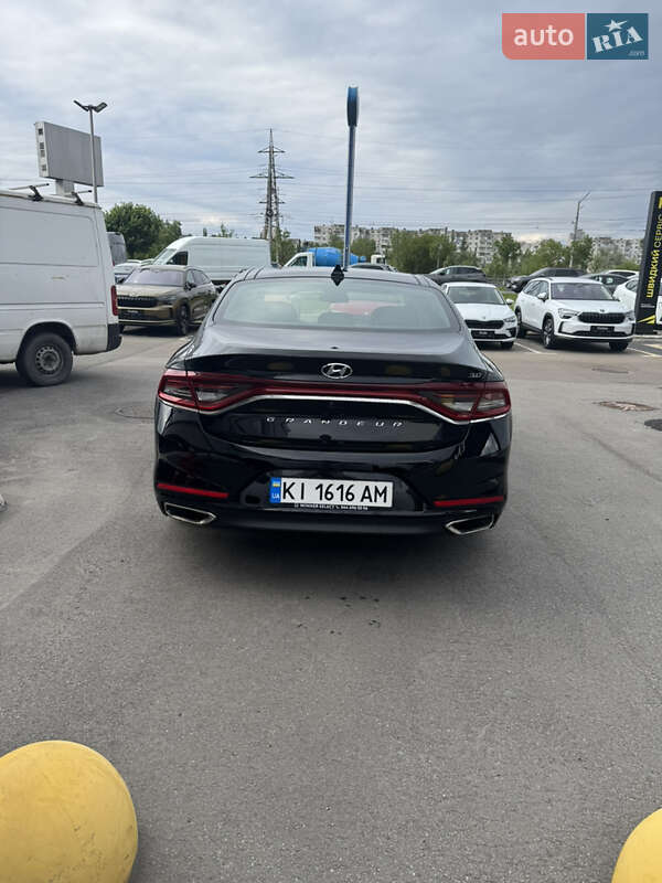 Hyundai Grandeur 2017