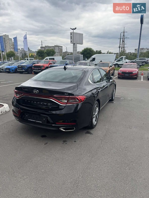 Hyundai Grandeur 2017