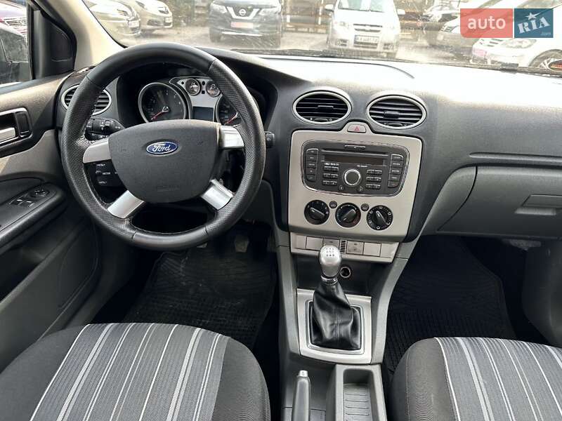 Ford Focus 2010