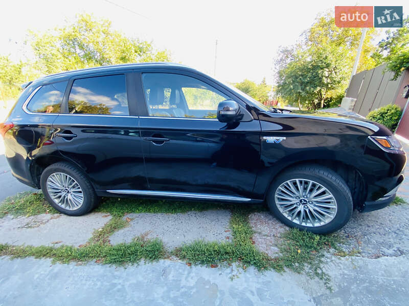 Mitsubishi Outlander 2019