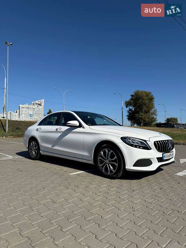 Mercedes-Benz C-Class 2016