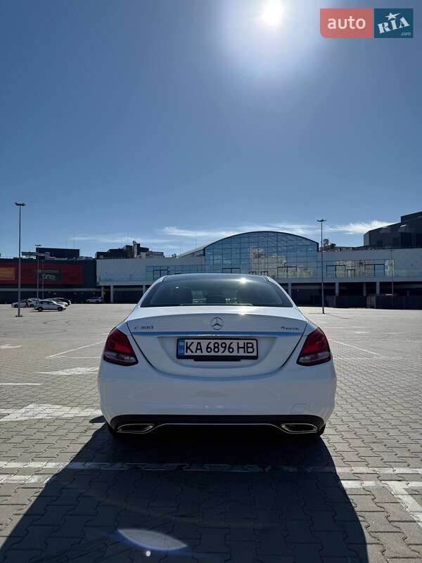 Mercedes-Benz C-Class 2016