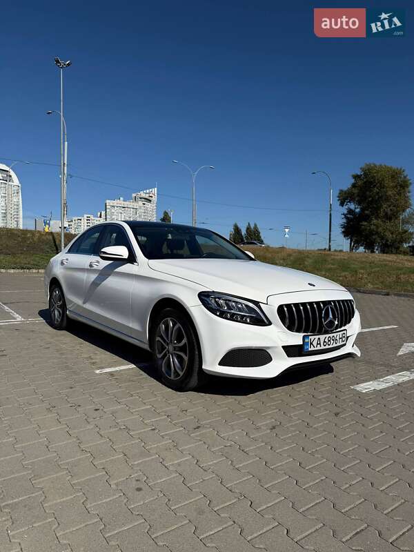 Mercedes-Benz C-Class 2016