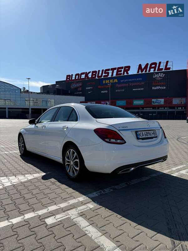 Mercedes-Benz C-Class 2016