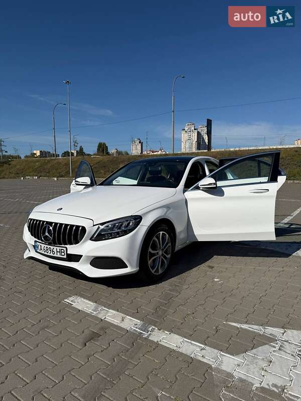 Mercedes-Benz C-Class 2016