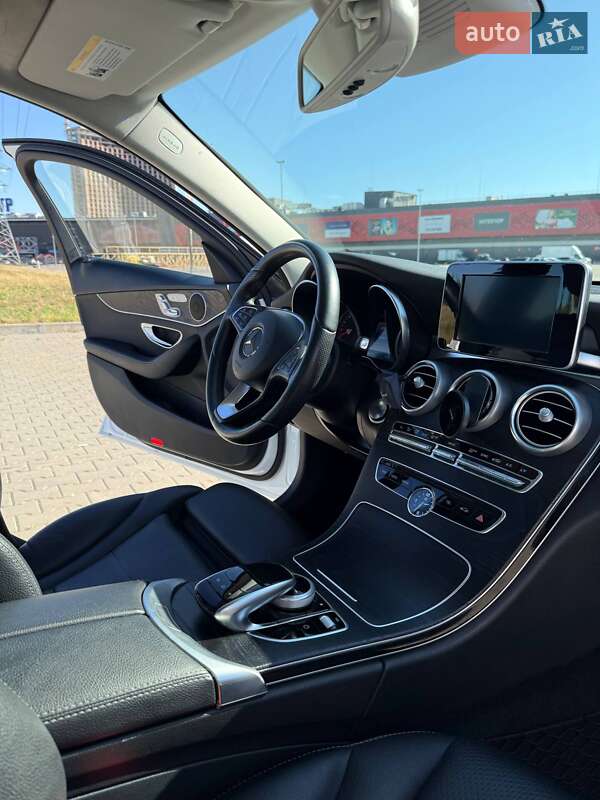 Mercedes-Benz C-Class 2016