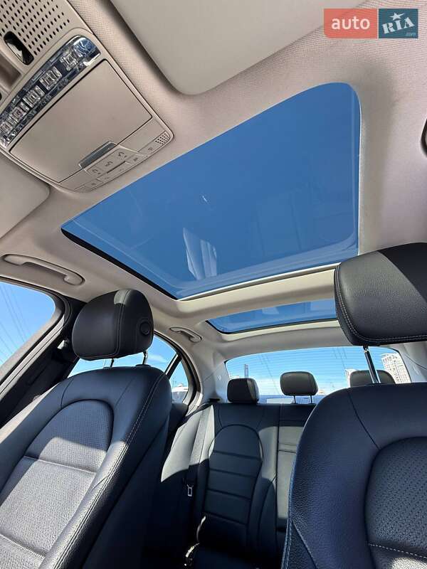 Mercedes-Benz C-Class 2016