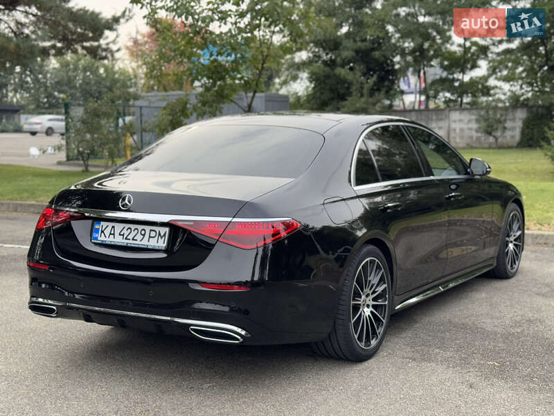 Mercedes-Benz S-Class 2021