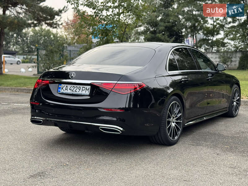 Mercedes-Benz S-Class 2021