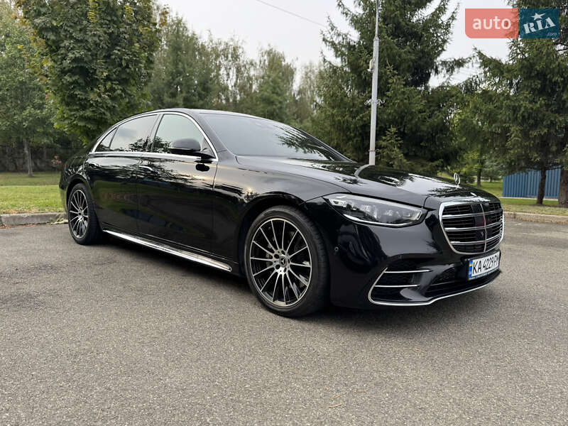 Mercedes-Benz S-Class 2021