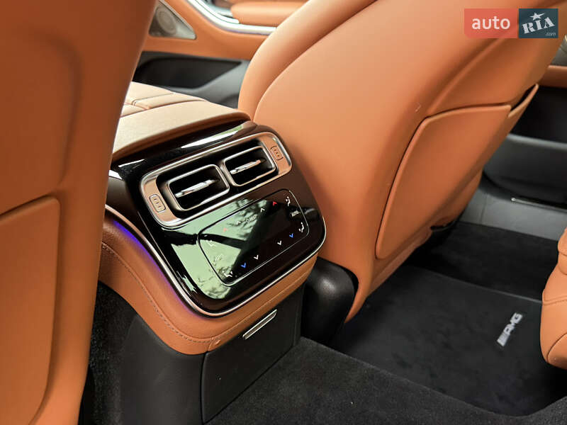 Mercedes-Benz S-Class 2021