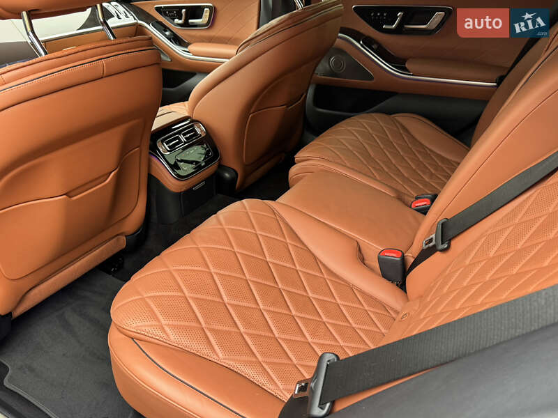 Mercedes-Benz S-Class 2021