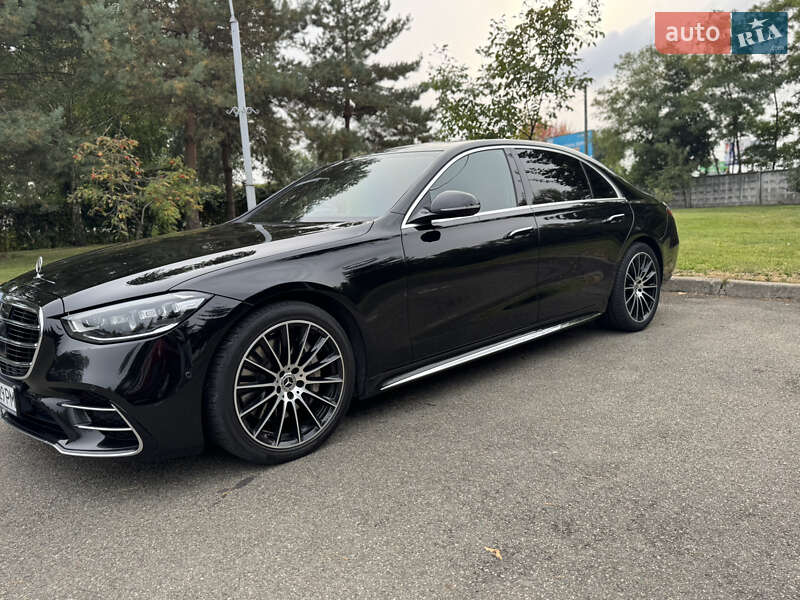 Mercedes-Benz S-Class 2021