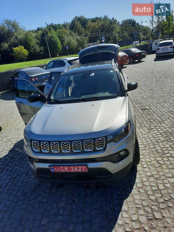 Jeep Compass 2023