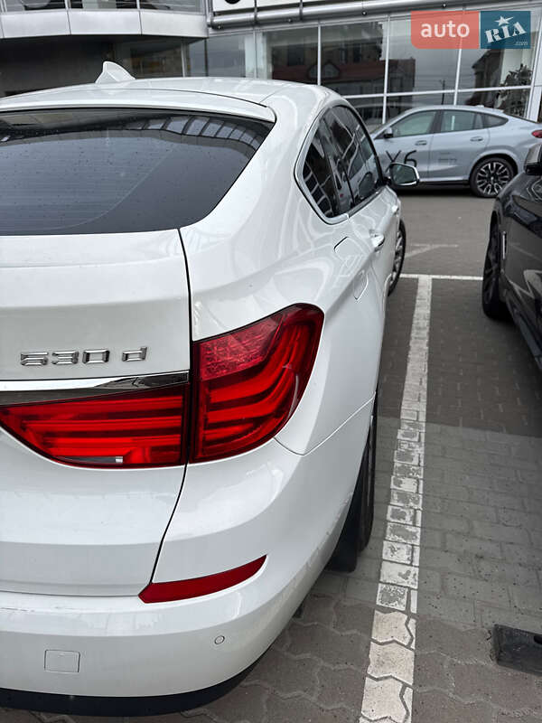 BMW 5 Series GT 2010