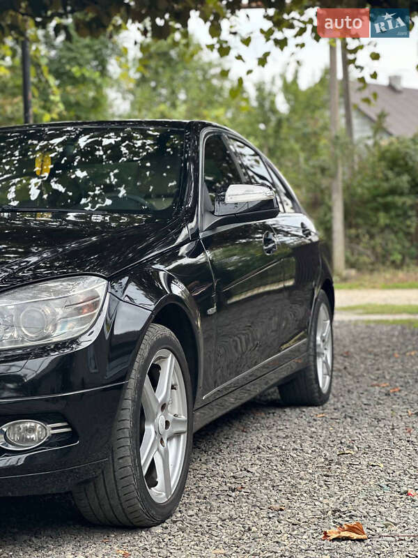 Mercedes-Benz C-Class 2007