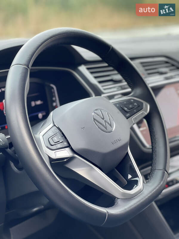 Volkswagen Tiguan 2021