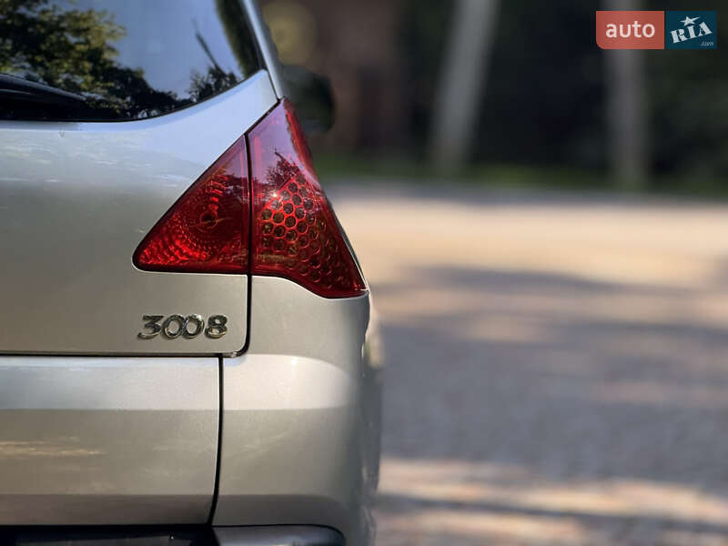 Peugeot 3008 2012