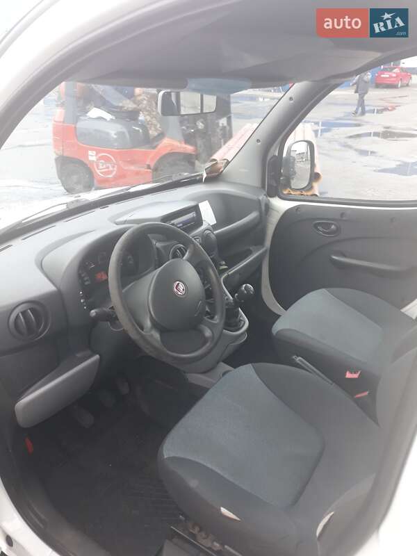Fiat Doblo 2013
