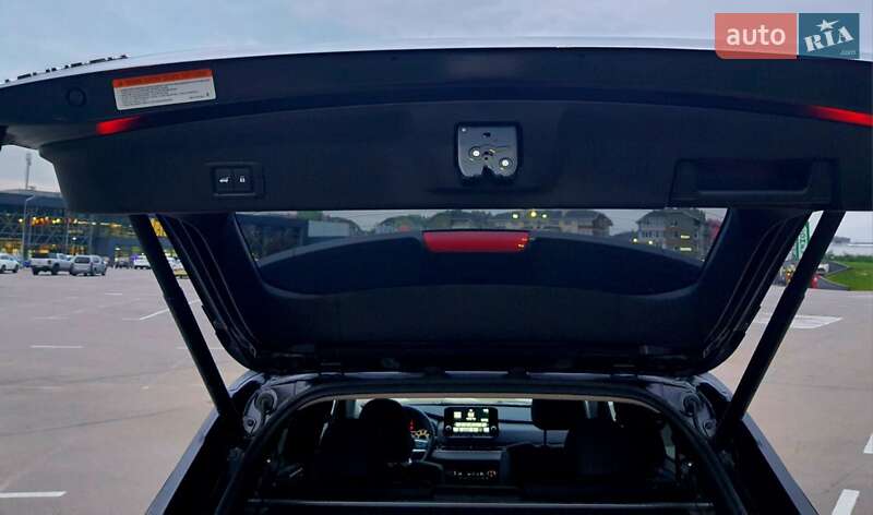 Mitsubishi Outlander 2024