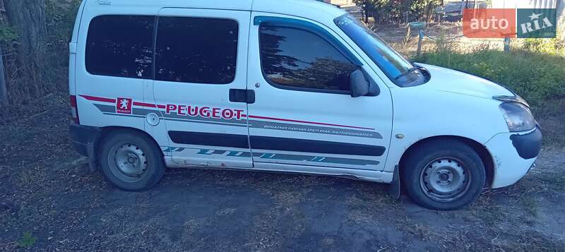 Peugeot-3