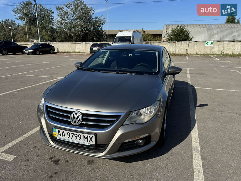 Volkswagen CC / Passat CC 2011