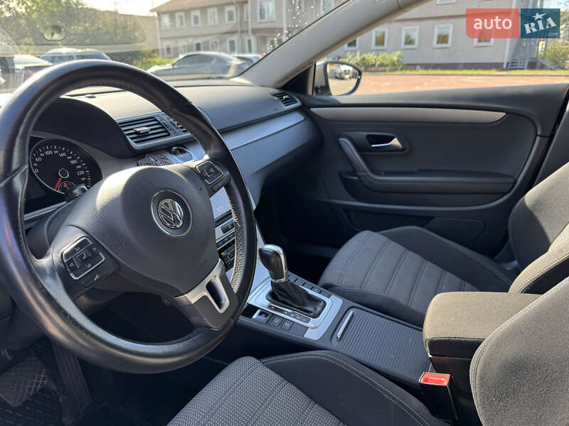 Volkswagen CC / Passat CC 2011