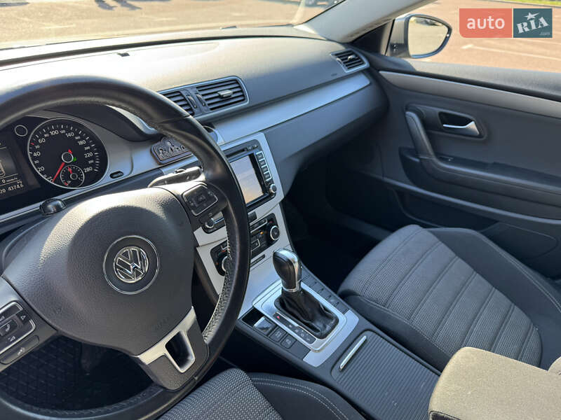 Volkswagen CC / Passat CC 2011