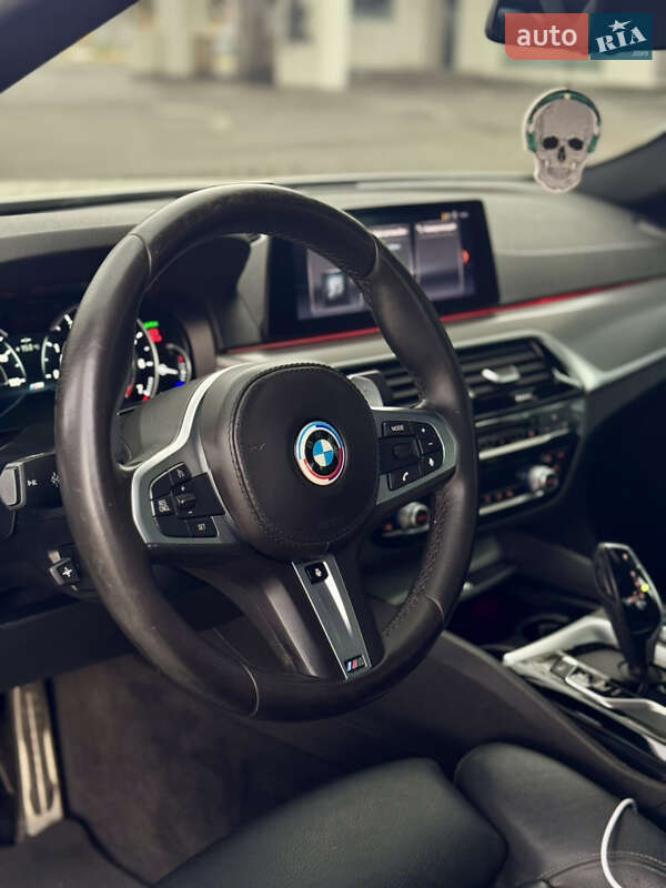 BMW 5 Series 2019