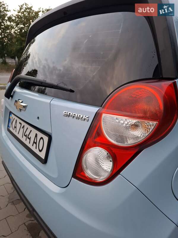 Chevrolet Spark 2015