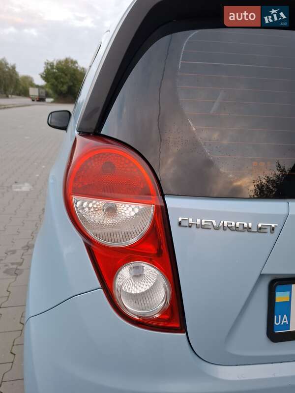 Chevrolet Spark 2015
