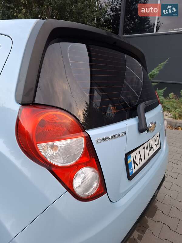 Chevrolet Spark 2015