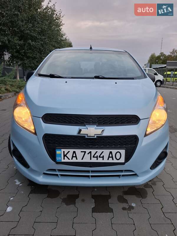 Chevrolet Spark 2015