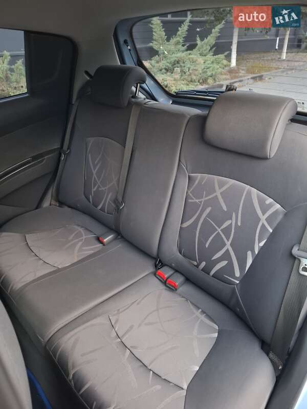 Chevrolet Spark 2015