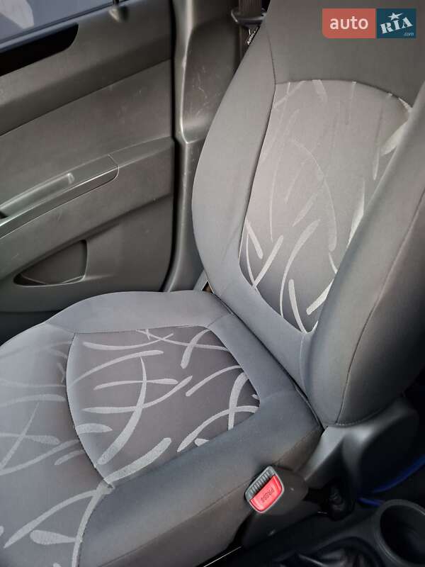 Chevrolet Spark 2015