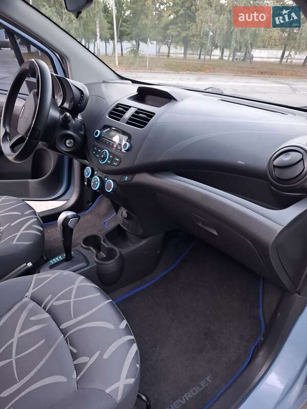 Chevrolet Spark 2015