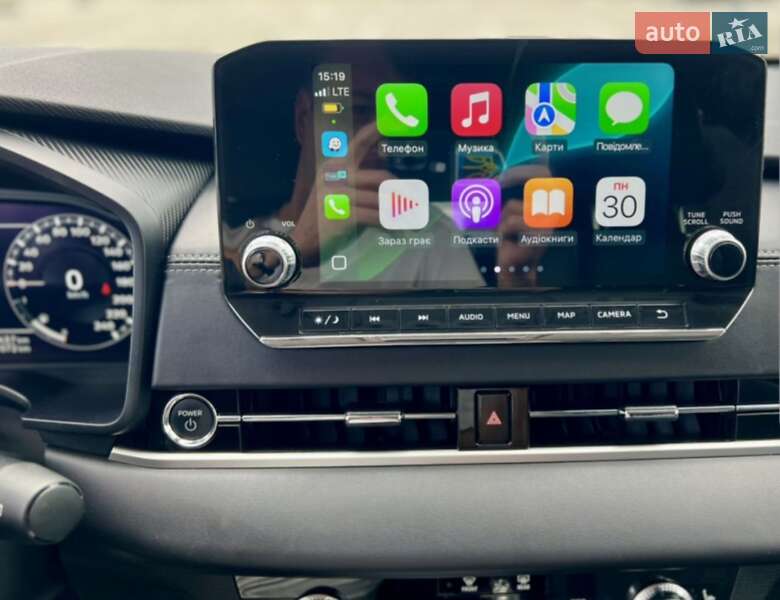 Mitsubishi Outlander 2024